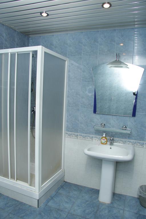 Rafael Hostel Γιερεβάν Εξωτερικό φωτογραφία