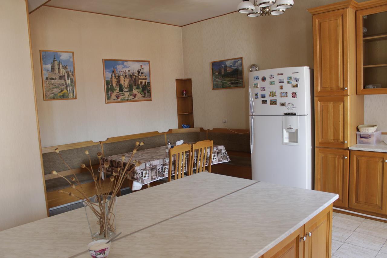 Rafael Hostel Γιερεβάν Εξωτερικό φωτογραφία