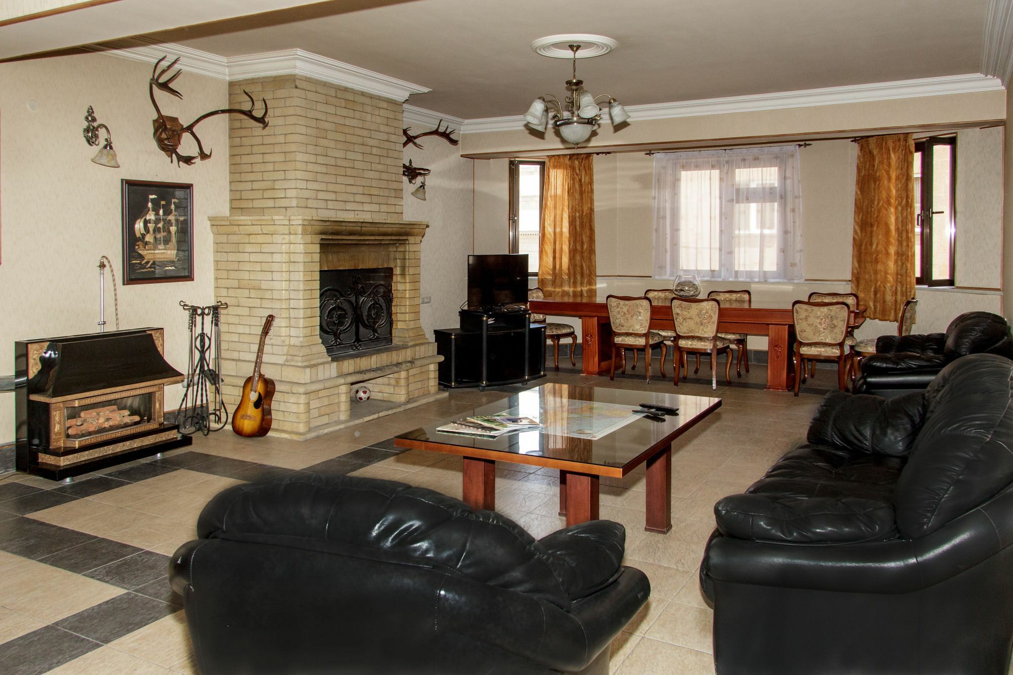 Rafael Hostel Γιερεβάν Εξωτερικό φωτογραφία
